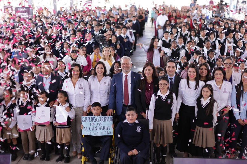 Más de un millón de sueños en marcha; Michoacán va por cuarto ciclo escolar completo: Bedolla