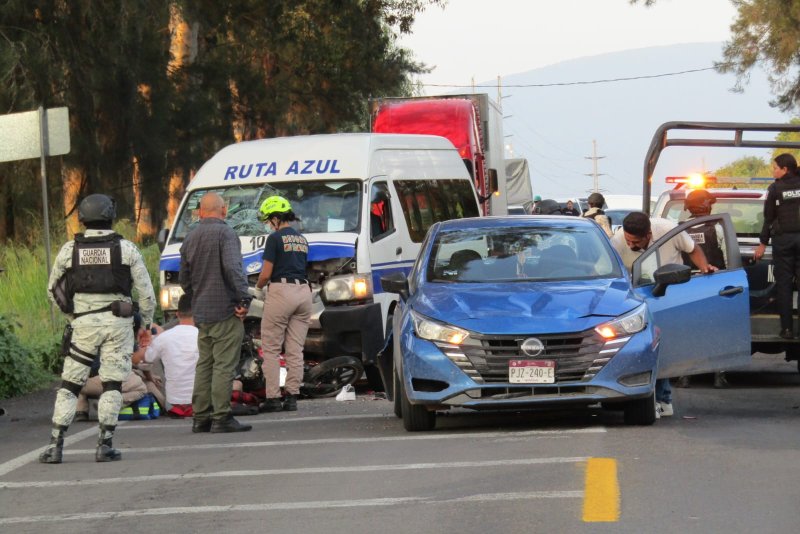 Choque múltiple en Zamora deja un lesi0nado y cuantiosos daños
