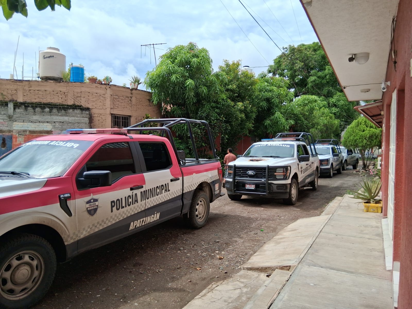 A b4laz0s m4tan a un albañil, en vivienda de la Benito Juárez de Apatzingán