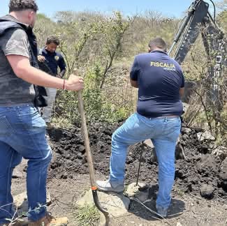 Hallan posible fosa clandestina en zona serrana de Cuitzeo