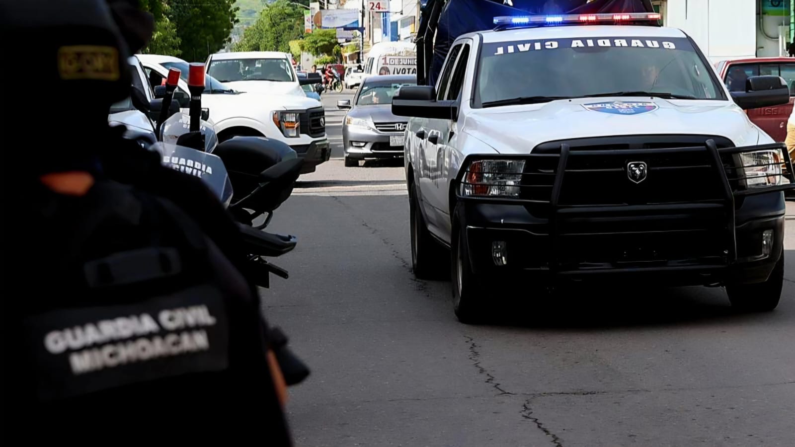 Ej3cutan a joven en la colonia 22 de Octubre de Apatzingán