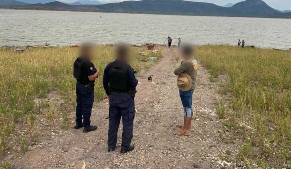Hallan sin vida a hombre en Presa Infiernillo del lado de Churumuco; estaba desaparecido 