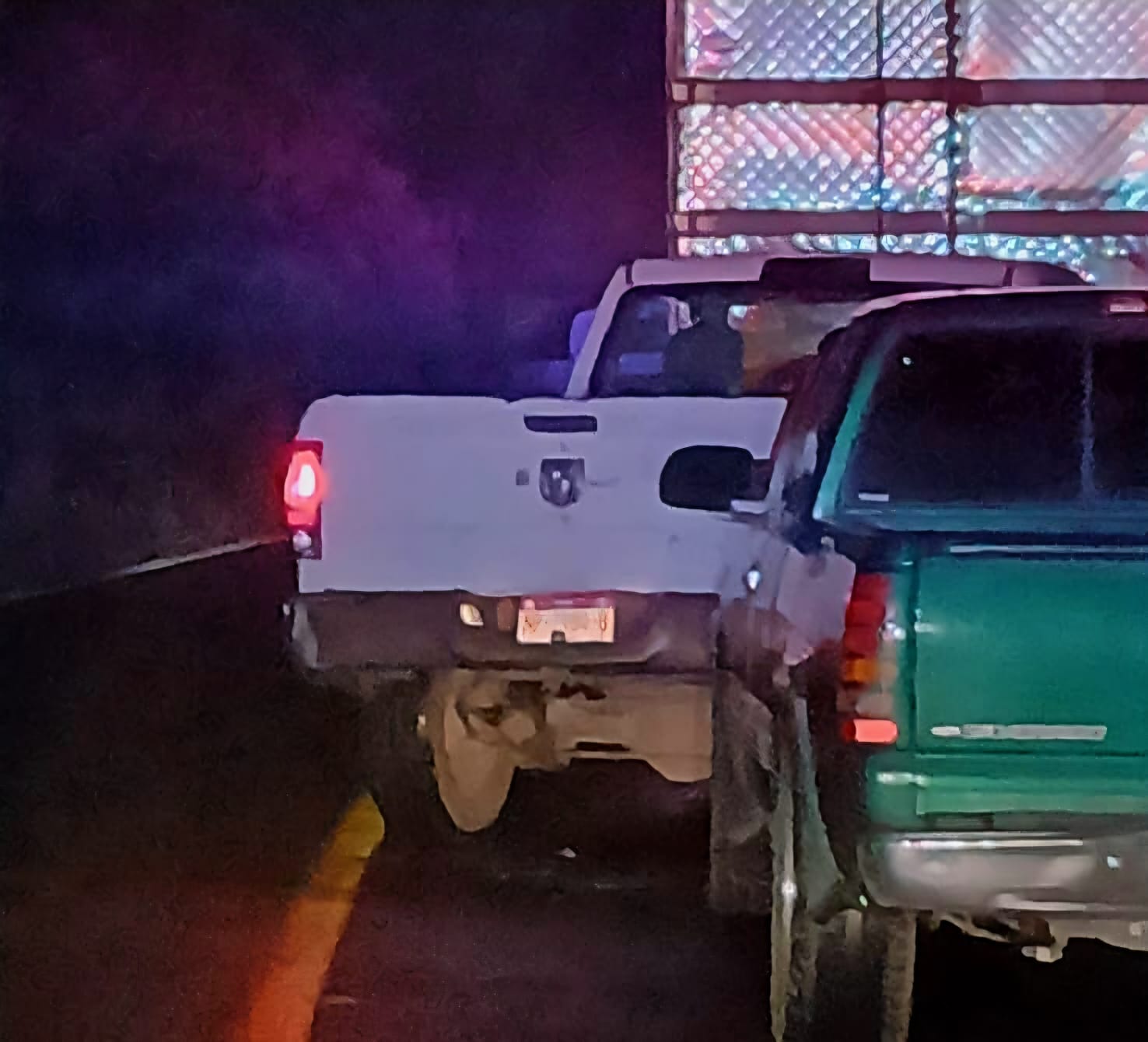 Automovilista asesin4do a tiros sobre la carretera Uruapan-Paracho