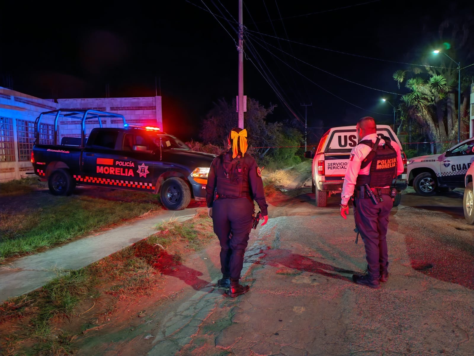 Padre e hijo son ultimad0s a balaz0s en Santiago Undameo, Morelia 