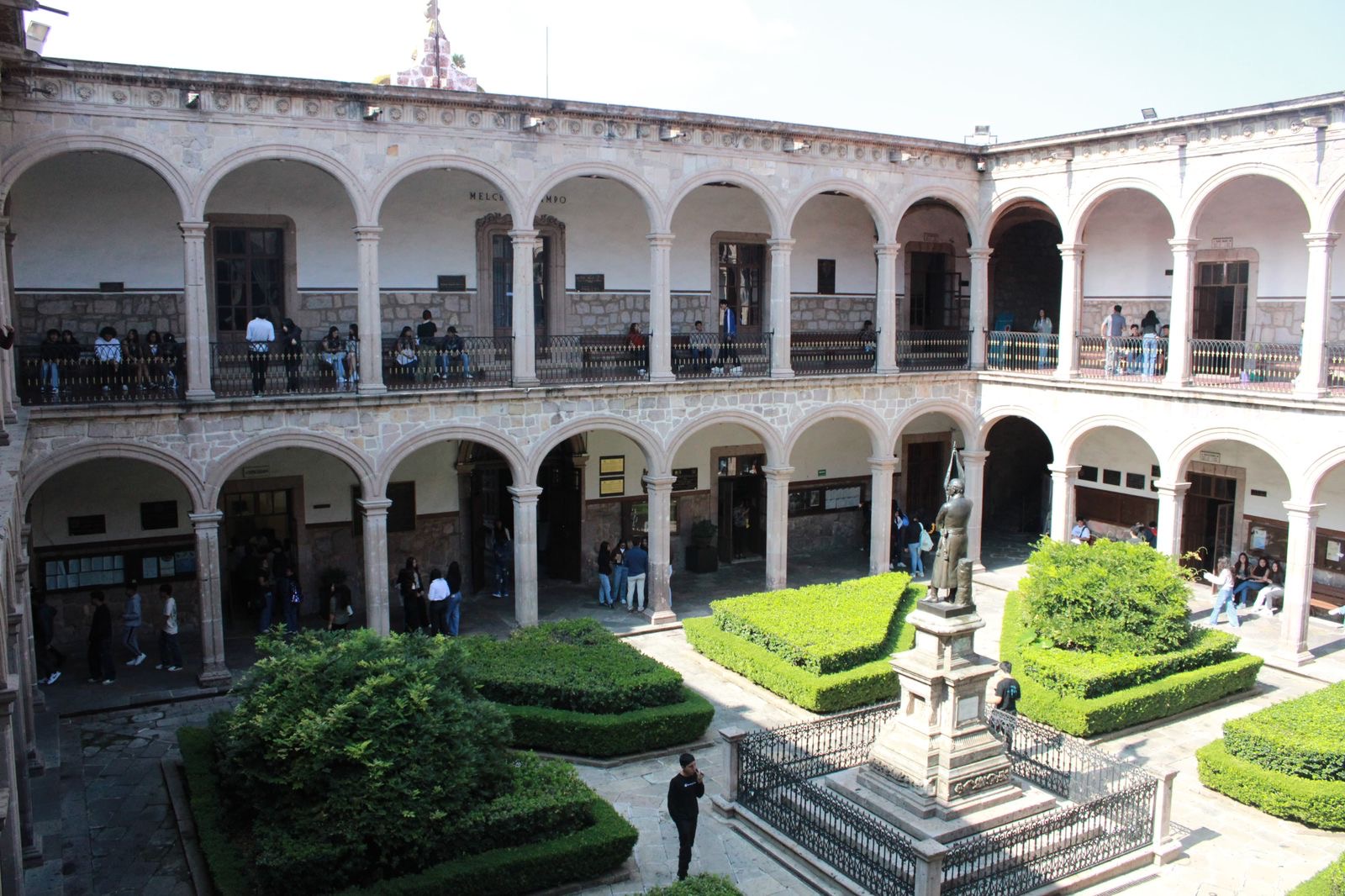 UMSNH pionera a nivel nacional al realizar autoevaluación al Bachillerato Nicolaita