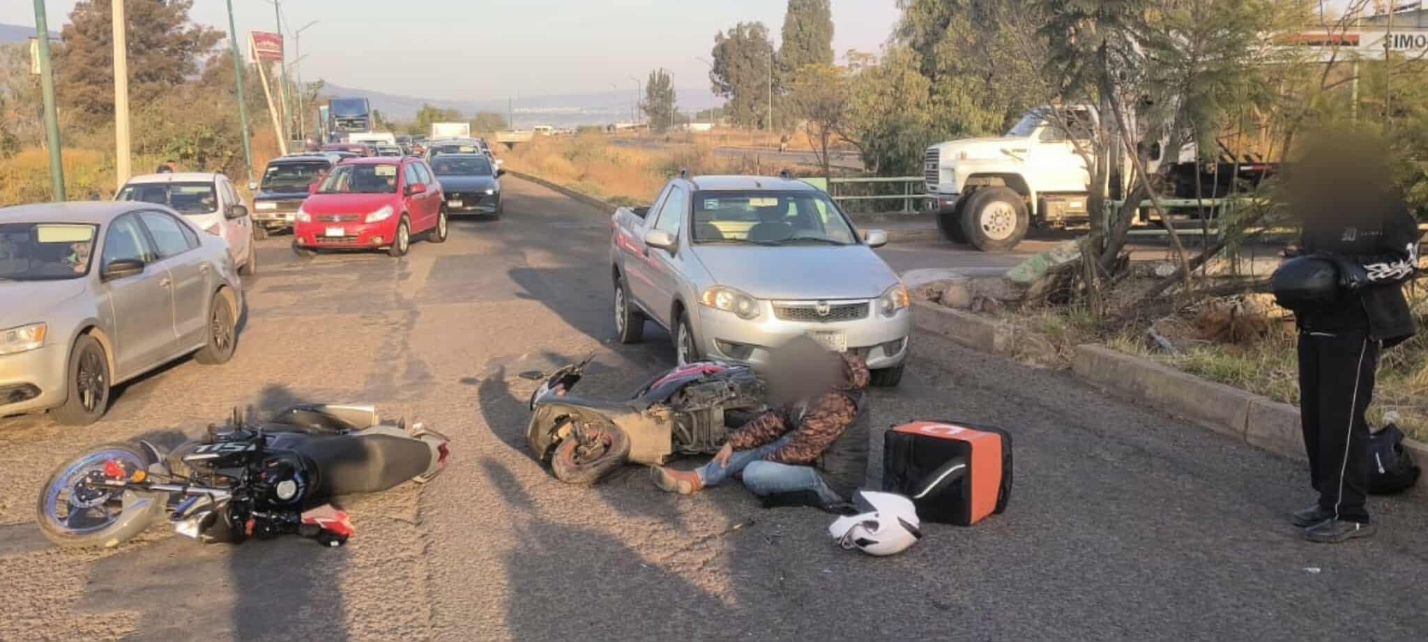 Se registran 2 percanc3s de tránsito en diferentes zonas de Morelia; hay 3 herid0s 