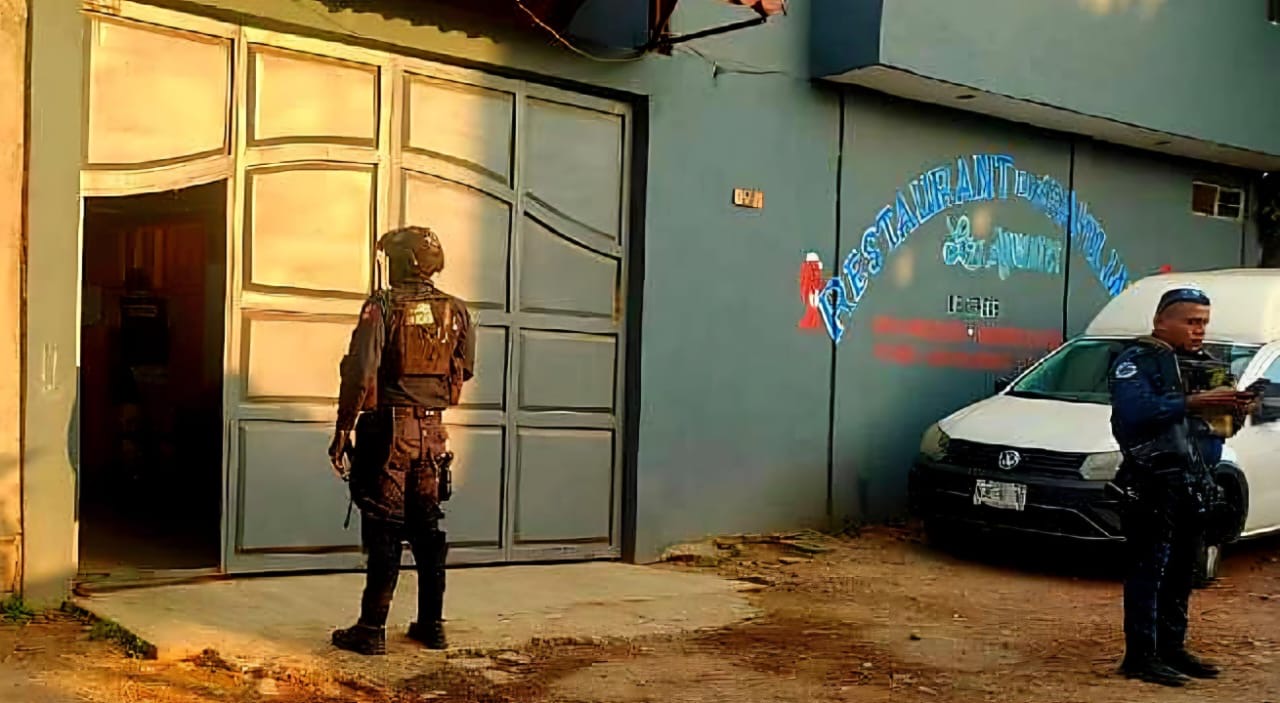 Delincuentes atacan a balazos restaurante “Los Aguacates” de Uruapan 